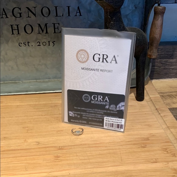 Jewelry - #101 0.5 ct Moissanite lotus toe ring